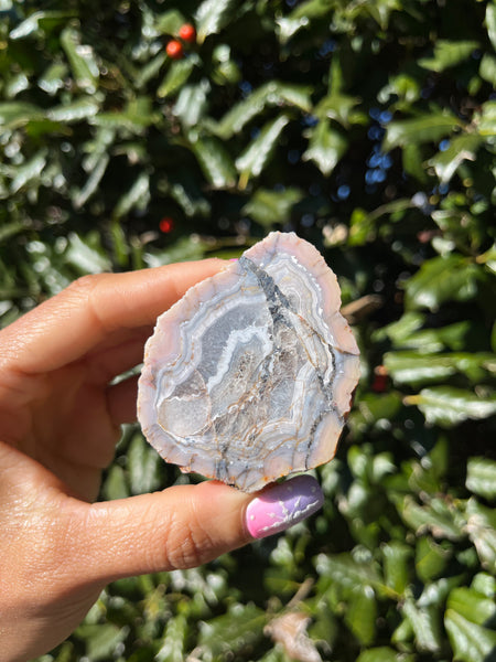 Laguna Agate w/ Calcite