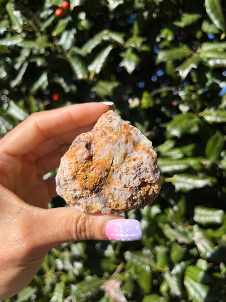 Laguna Agate w/ Calcite