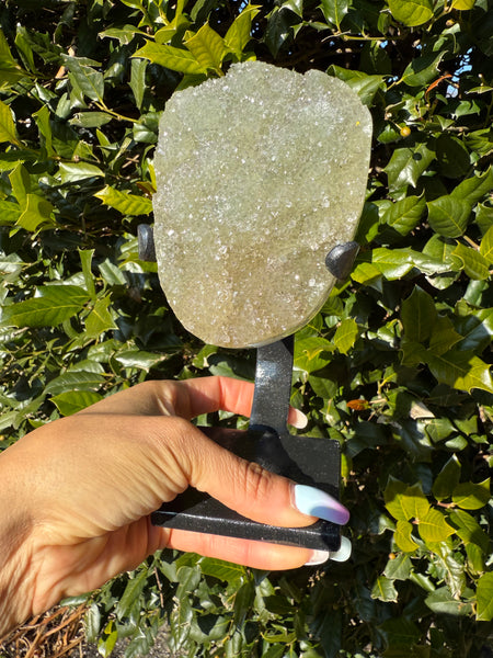 Inclusion Quartz w/ stand